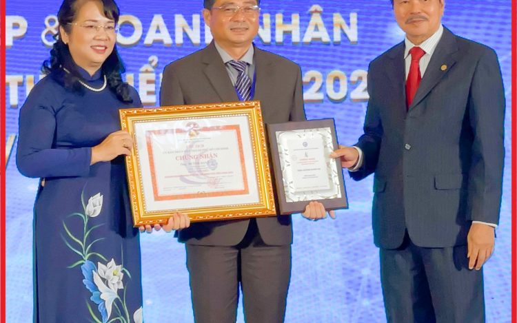 doanh nhân tiêu biểu 2022